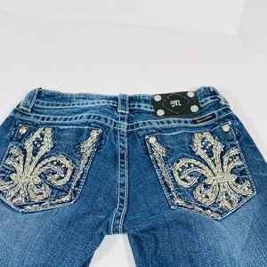 Miss Me Capris Jean Fleur de Lis